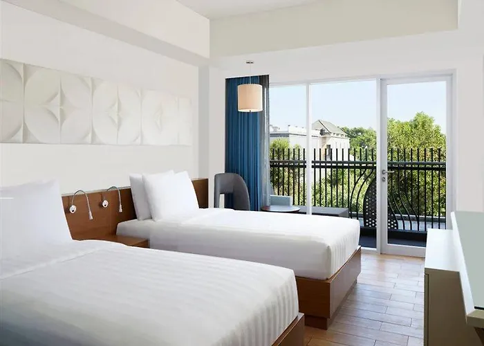 Fairfield By Marriott Bali Sunset Road ホテル