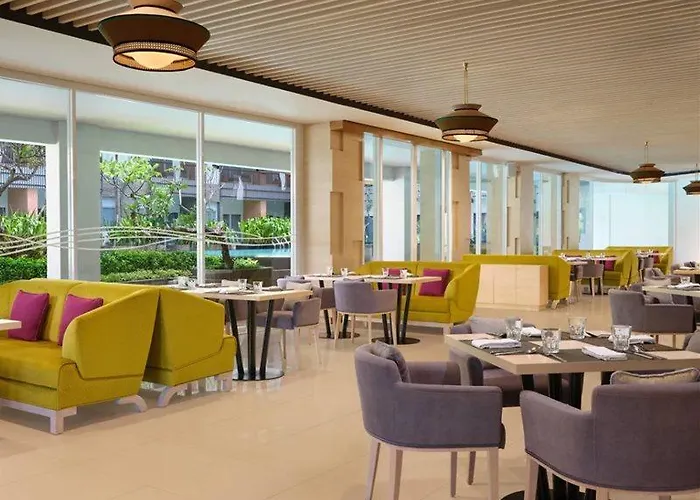 Fairfield By Marriott Bali Sunset Road クタ