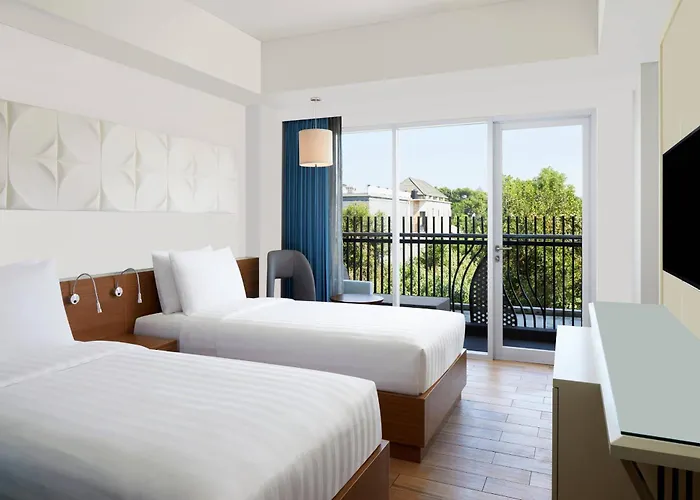 Fairfield By Marriott Bali Sunset Road ホテル 4*