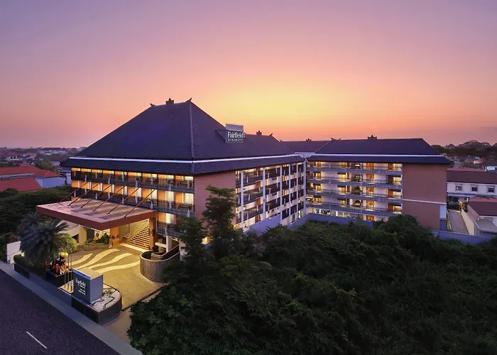 Fairfield By Marriott Bali Sunset Road 4*